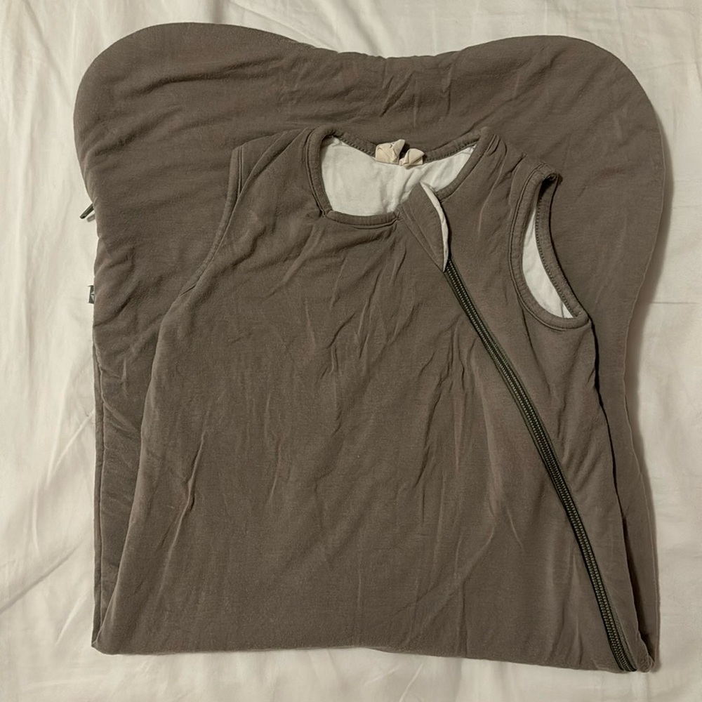 Kyte Baby sleep sack - excellent condition, 6-18 months 1 tog grey